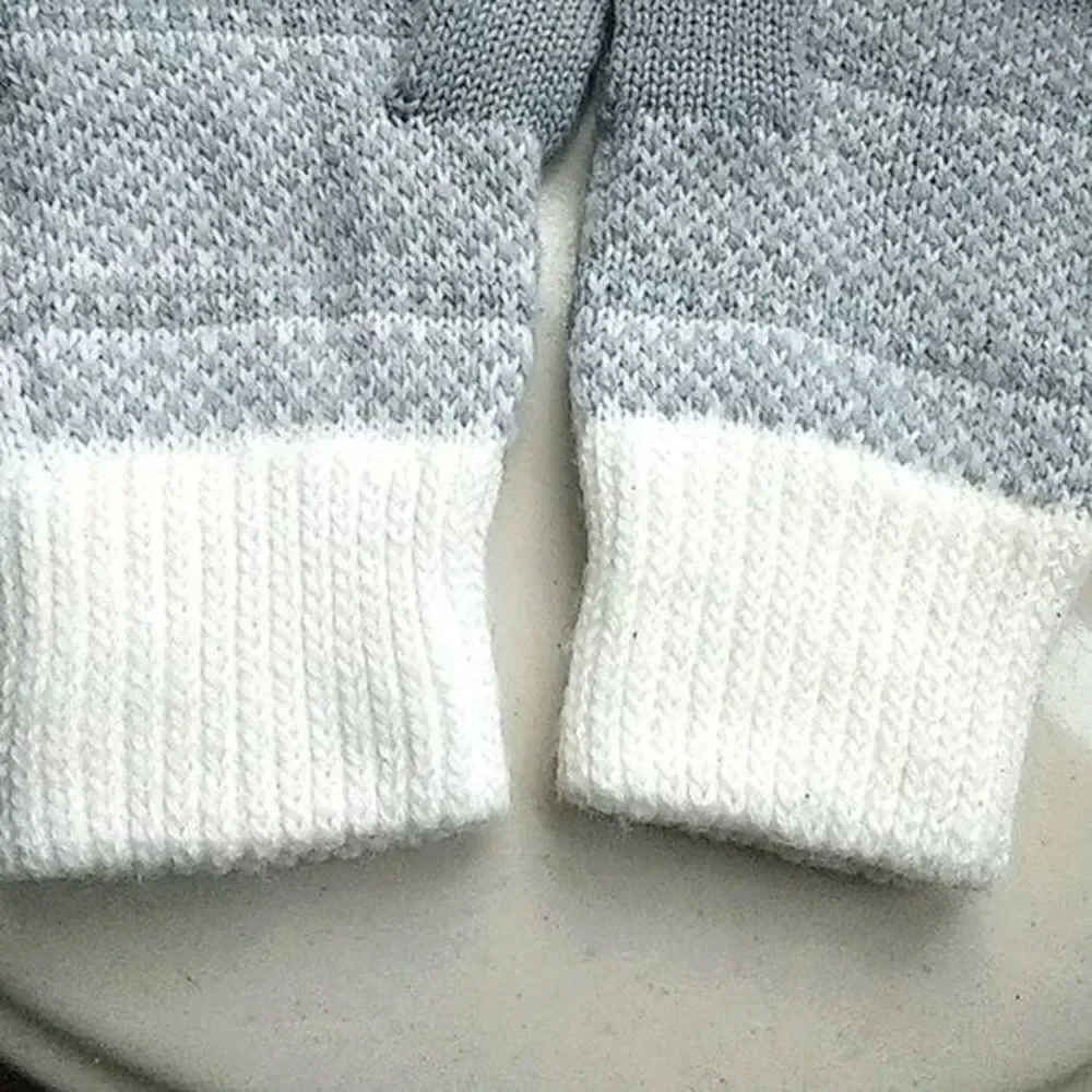 New Acrylic Blue & White Knit Gloves M-L